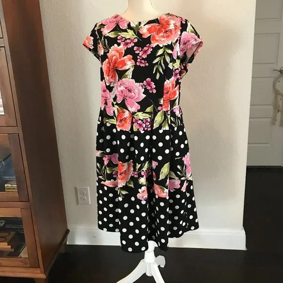 SHELBY & PALMER Floral Dress - 16